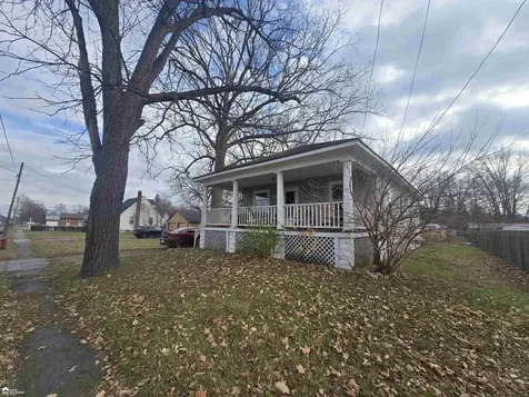 258 E State Road Montrose City MI 48457