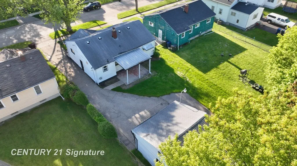 1847 Barks Street Flint City MI 48503