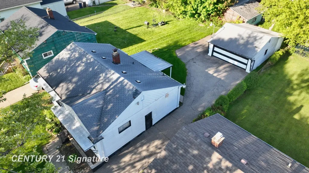 1847 Barks Street Flint City MI 48503