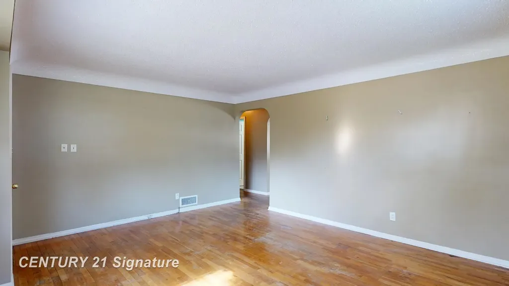 1847 Barks Street Flint City MI 48503