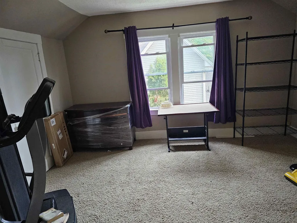 617 Pine Street Owosso City MI 48867