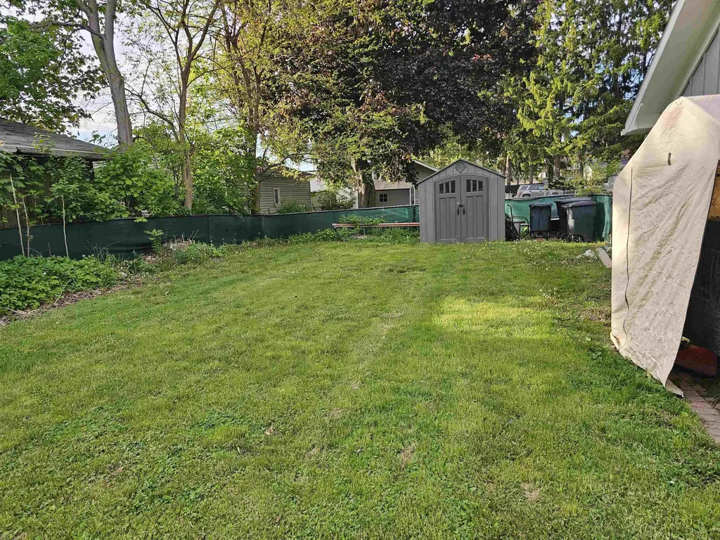 617 Pine Street Owosso City MI 48867