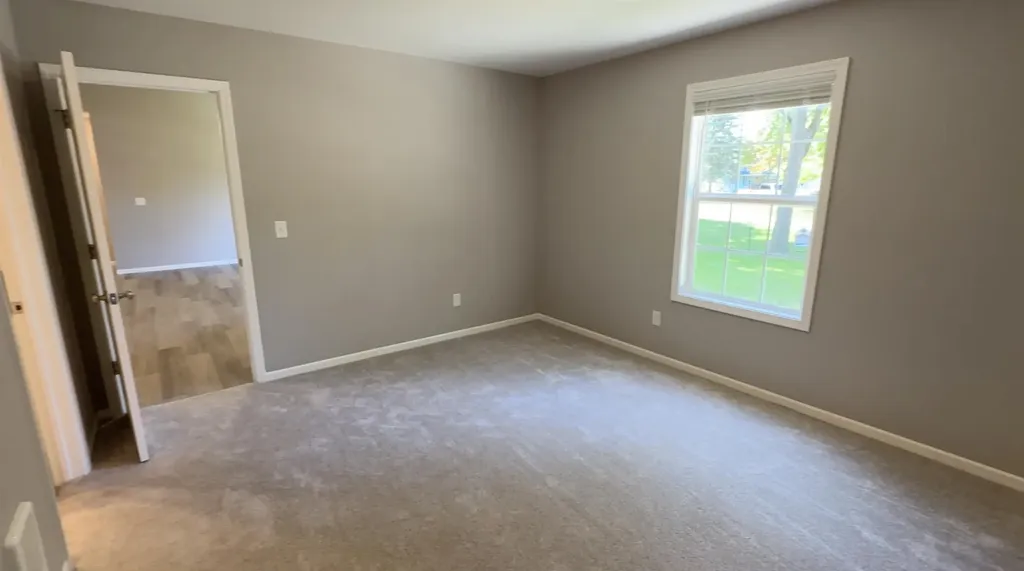 2588 E Greendale Drive Saginaw Charter Township MI 48603