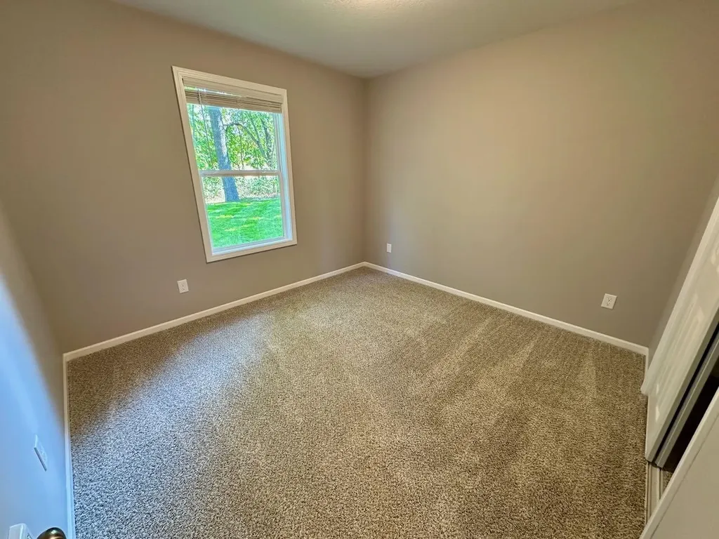 2588 E Greendale Drive Saginaw Charter Township MI 48603