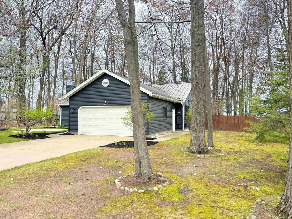 507 Chippewa Trail Denton Township MI 48651