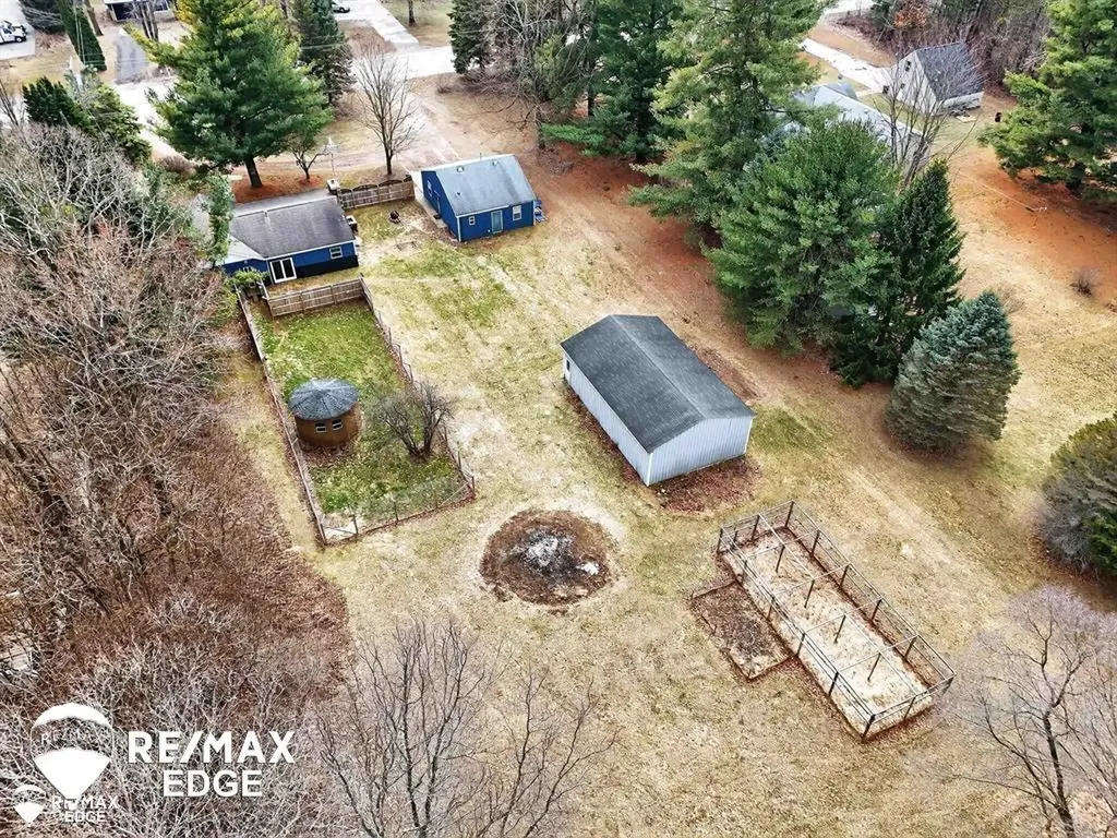 494 W Barnes Lake Road Deerfield Township MI 48421