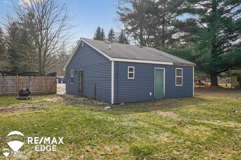 494 W Barnes Lake Road Deerfield Township MI 48421