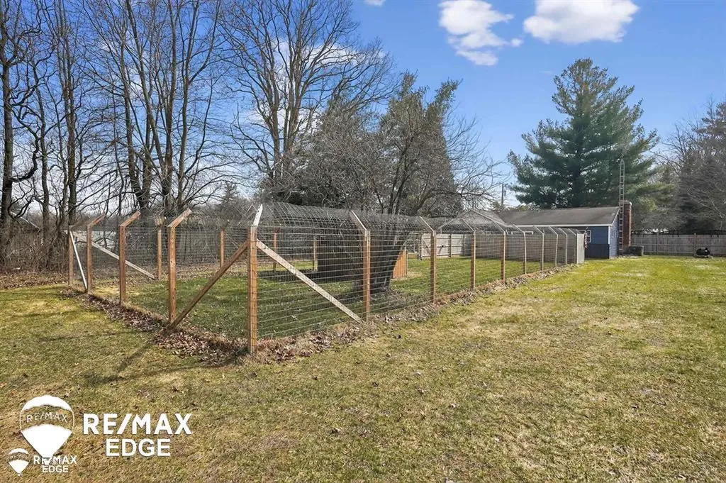494 W Barnes Lake Road Deerfield Township MI 48421