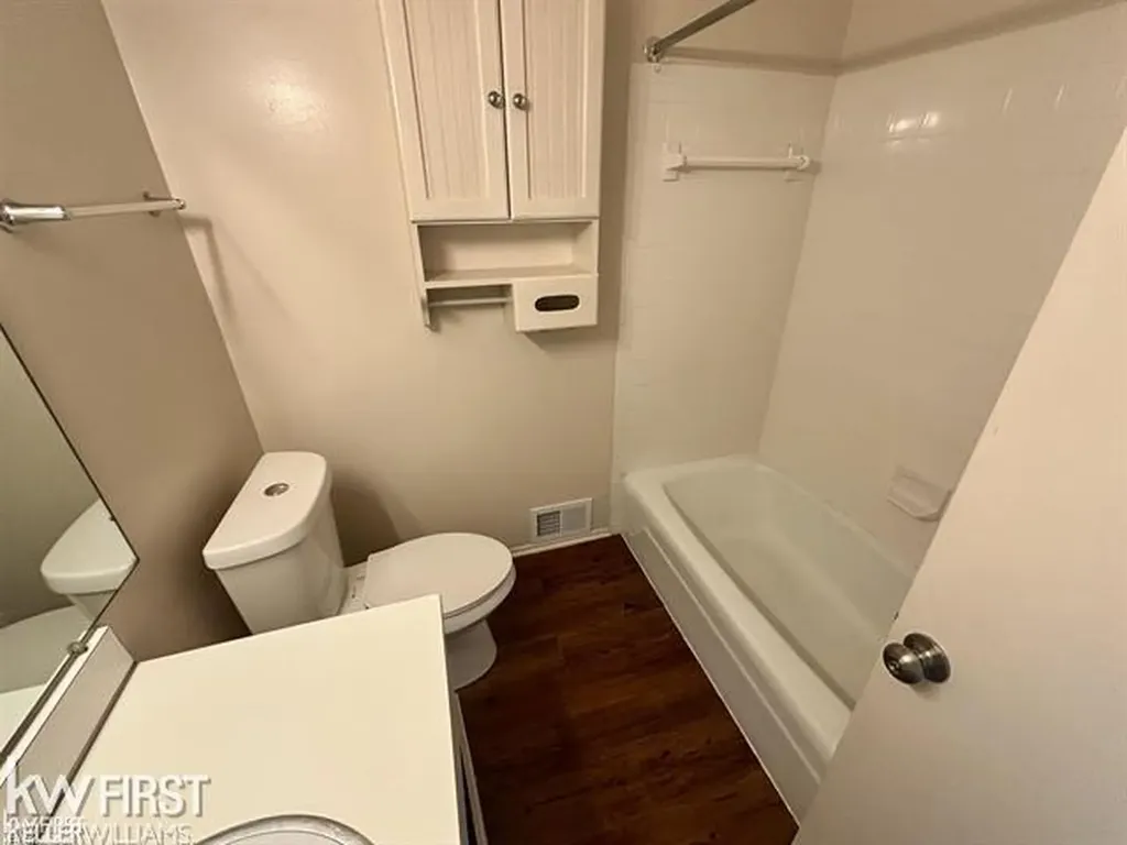 8317 Camelot Court Genesee Charter Township MI 48458