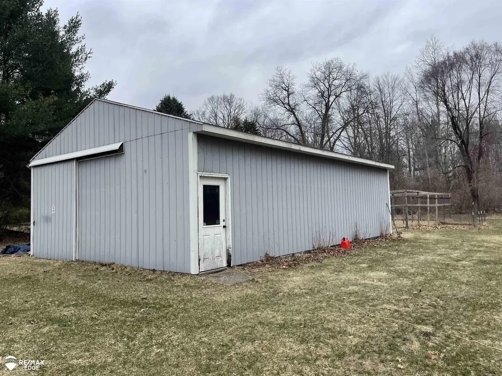494 W Barnes Lake Road Deerfield Township MI 48421