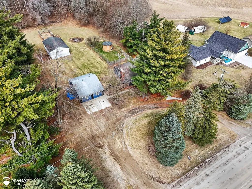 494 W Barnes Lake Road Deerfield Township MI 48421