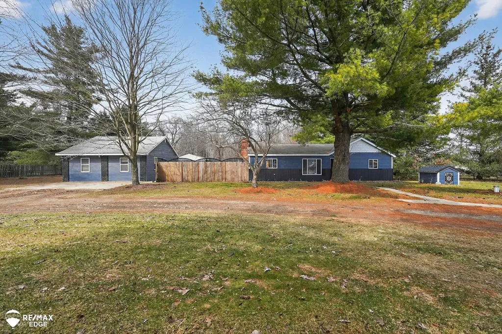 494 W Barnes Lake Road Deerfield Township MI 48421