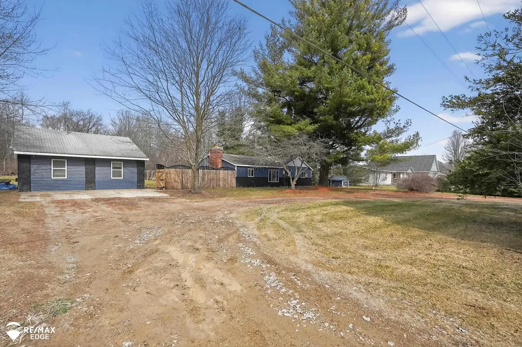494 W Barnes Lake Road Deerfield Township MI 48421
