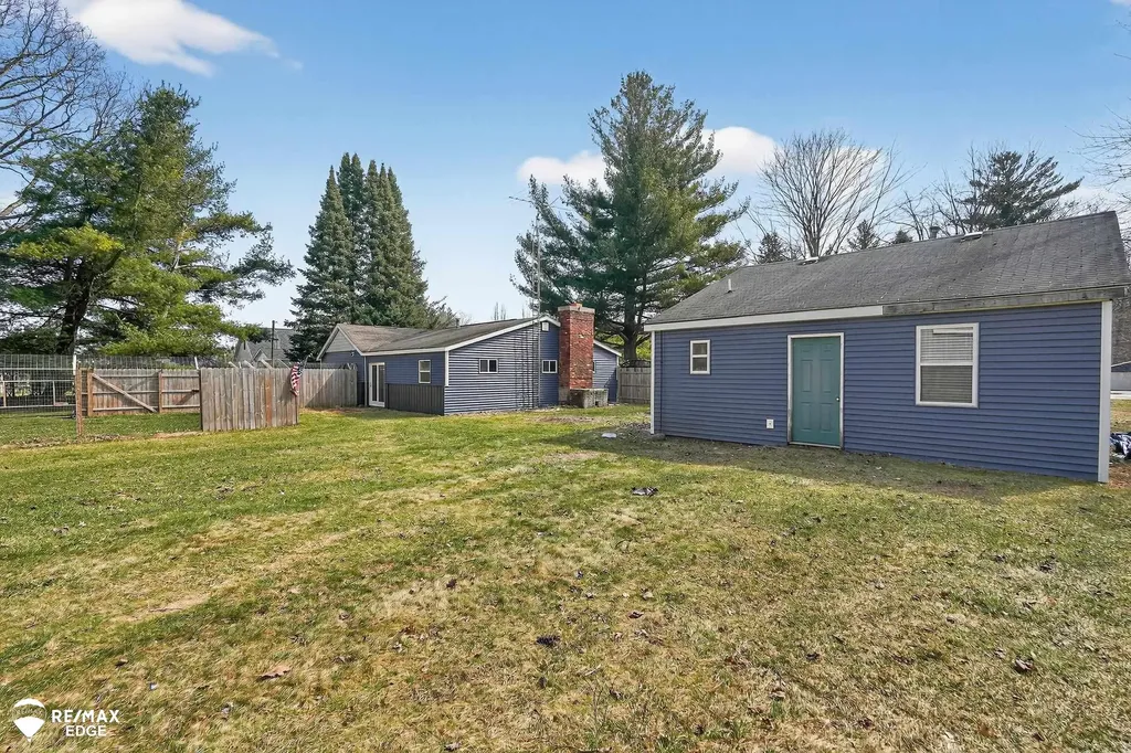 494 W Barnes Lake Road Deerfield Township MI 48421