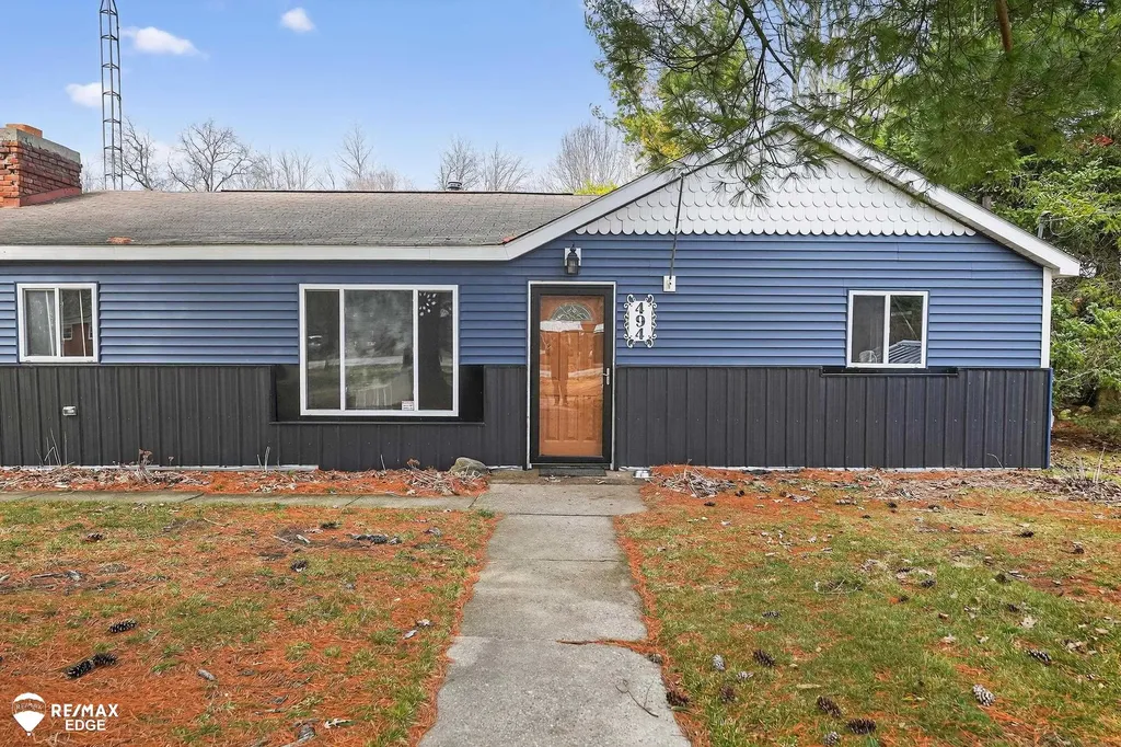 494 W Barnes Lake Road Deerfield Township MI 48421