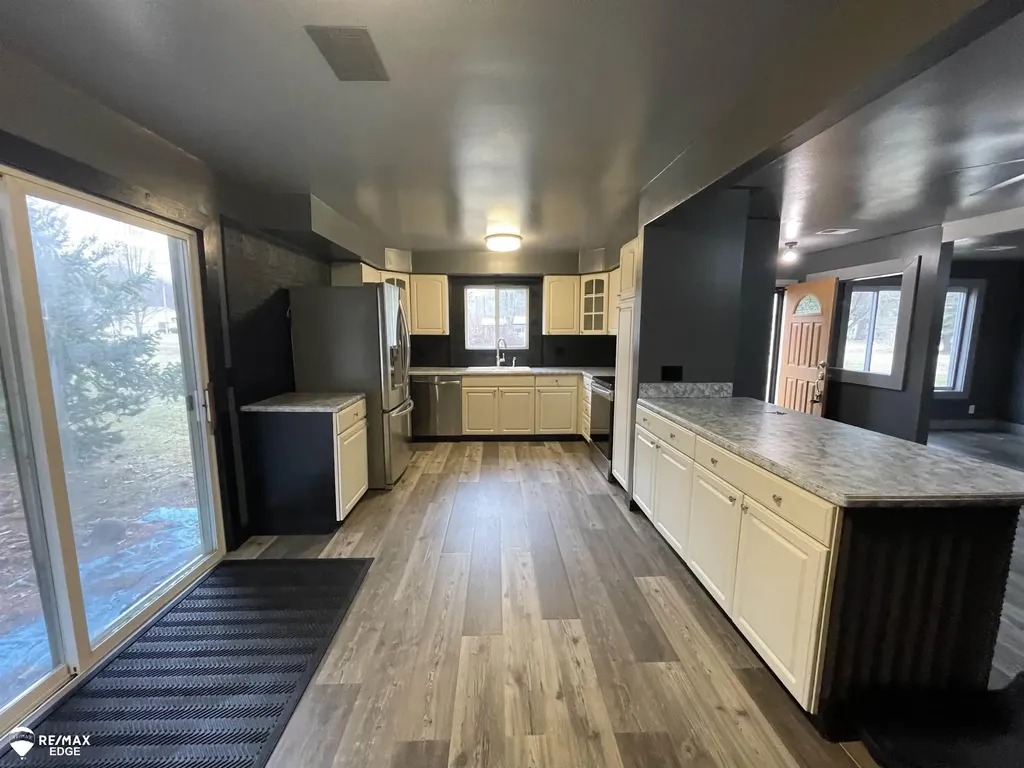 494 W Barnes Lake Road Deerfield Township MI 48421