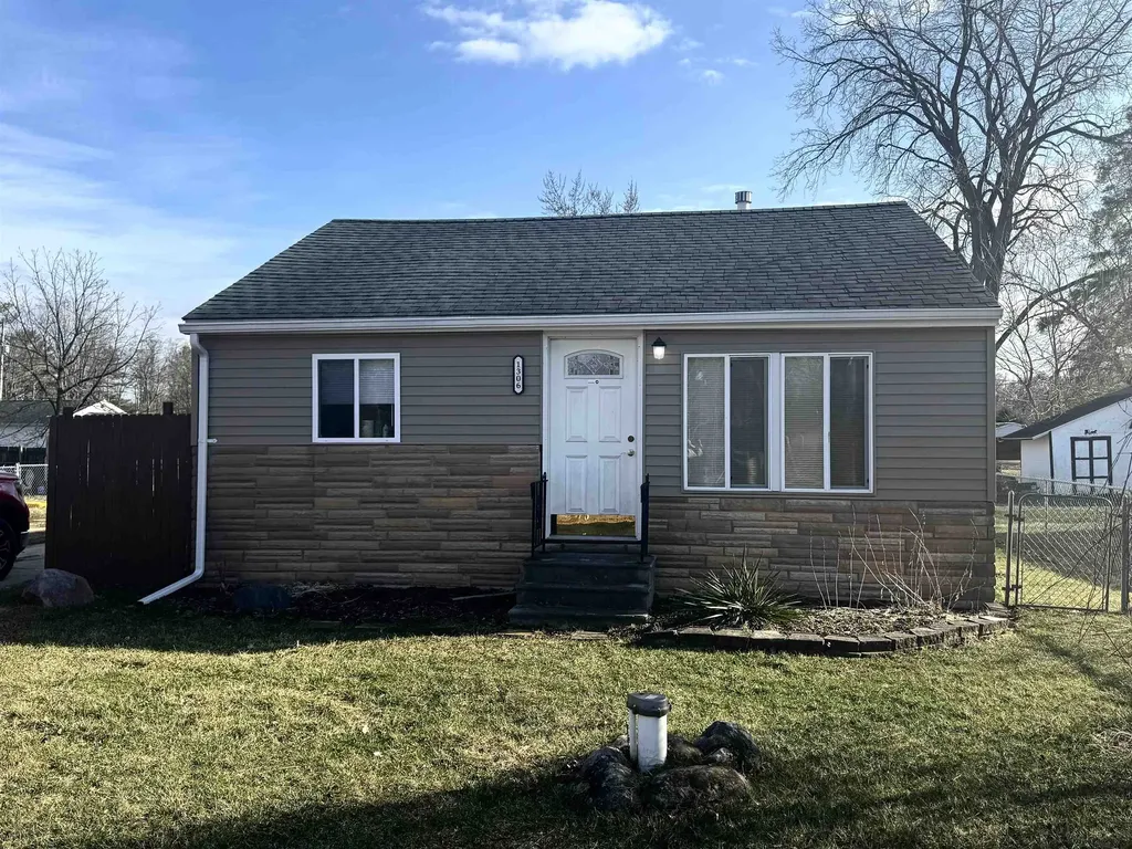 1306 Garfield Street Mt. Morris City MI 48458