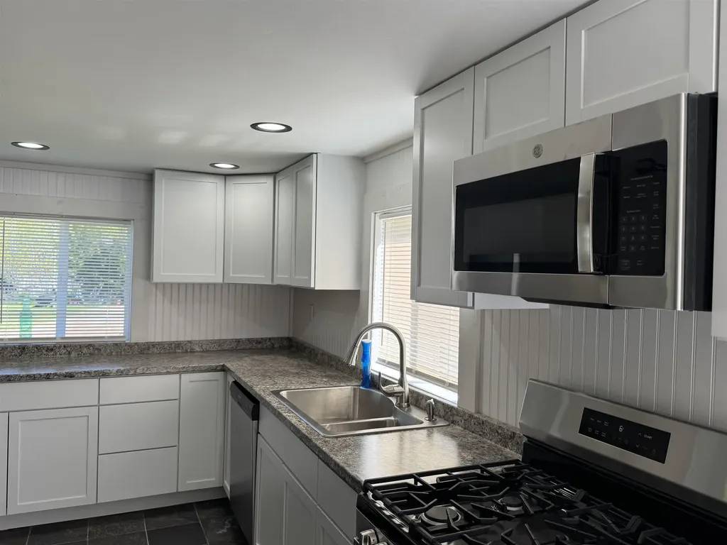 1306 Garfield Street Mt. Morris City MI 48458