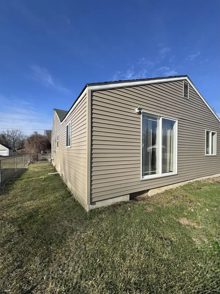 1306 Garfield Street Mt. Morris City MI 48458