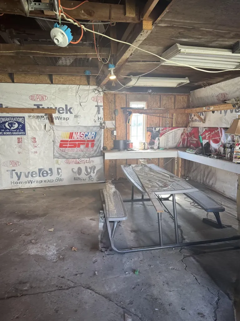 1306 Garfield Street Mt. Morris City MI 48458