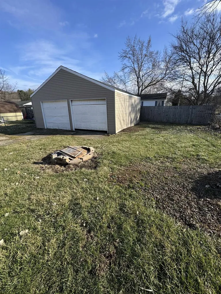 1306 Garfield Street Mt. Morris City MI 48458