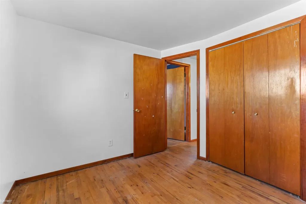 6715 Niagara Street Romulus City MI 48174
