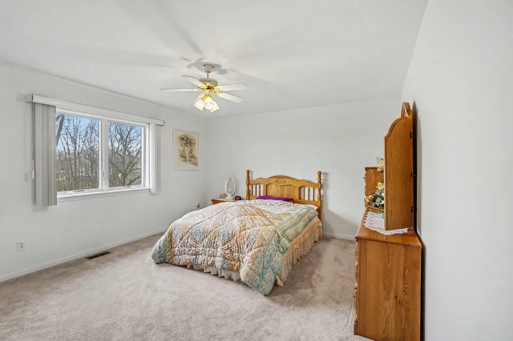 6131 Pine Creek Court Grand Blanc Charter Township MI 48439