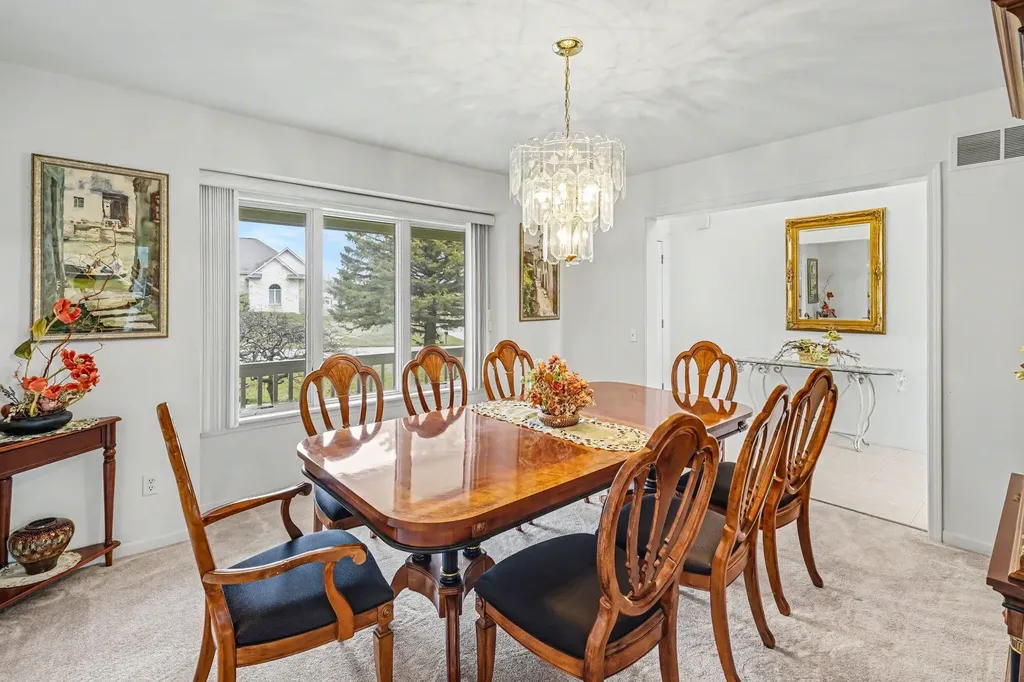 6131 Pine Creek Court Grand Blanc Charter Township MI 48439