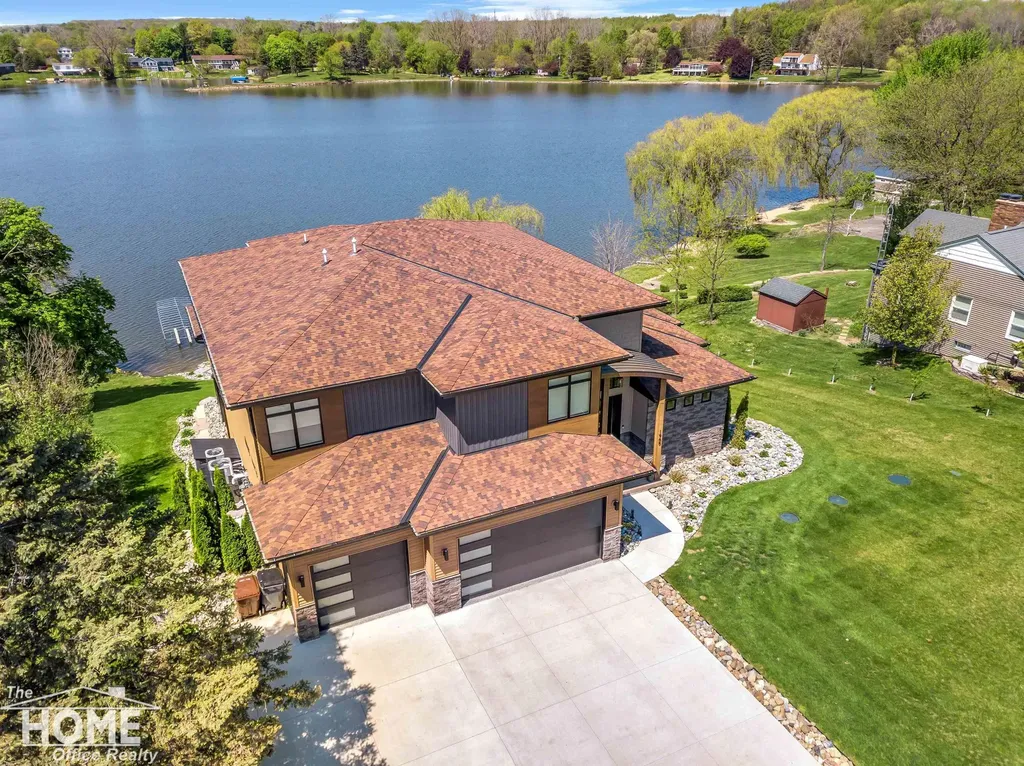 1965 W Manitou Drive Bennington Township MI 48867