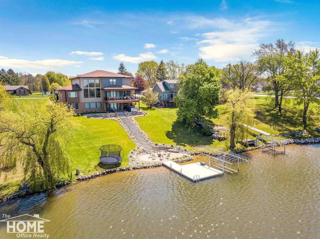 1965 W Manitou Drive Bennington Township MI 48867