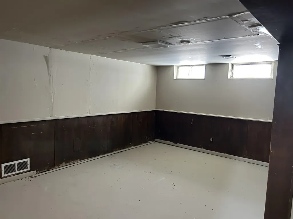 4110 Leerda Street Flint City MI 48504