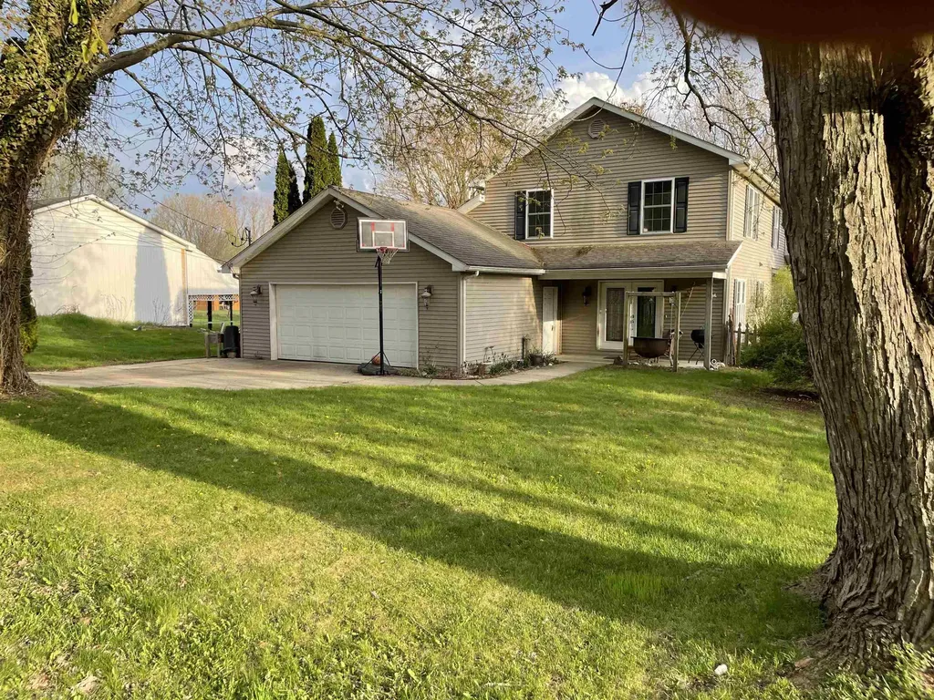4444 Meadowbrook Dr Drive Flint City MI 48506