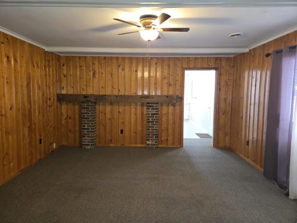 305 Furlong Street Fenton City MI 48430