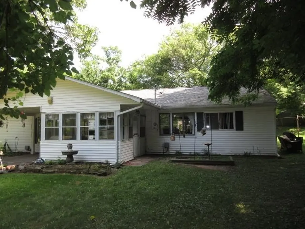 305 Furlong Street Fenton City MI 48430