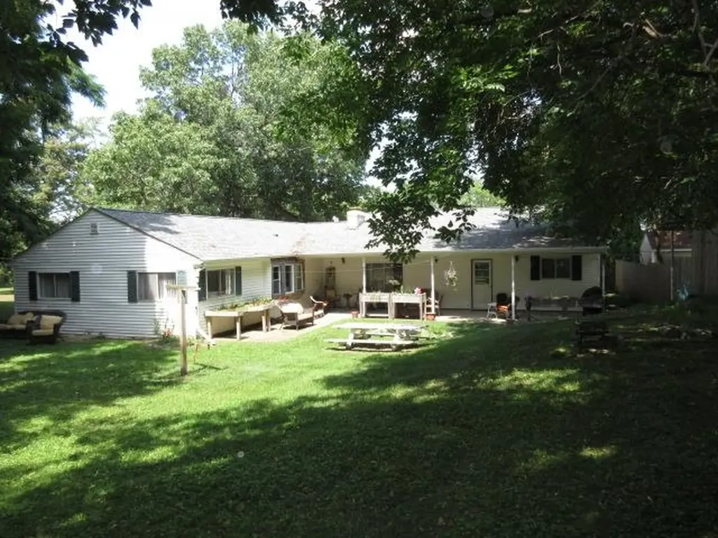 305 Furlong Street Fenton City MI 48430