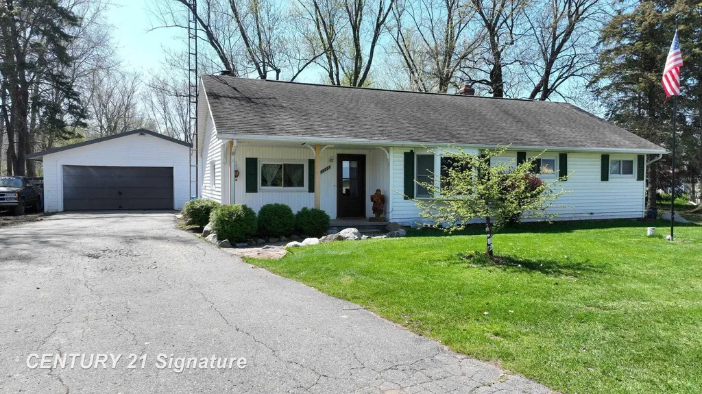 11345 Potter Road Clayton Charter Township MI 48433