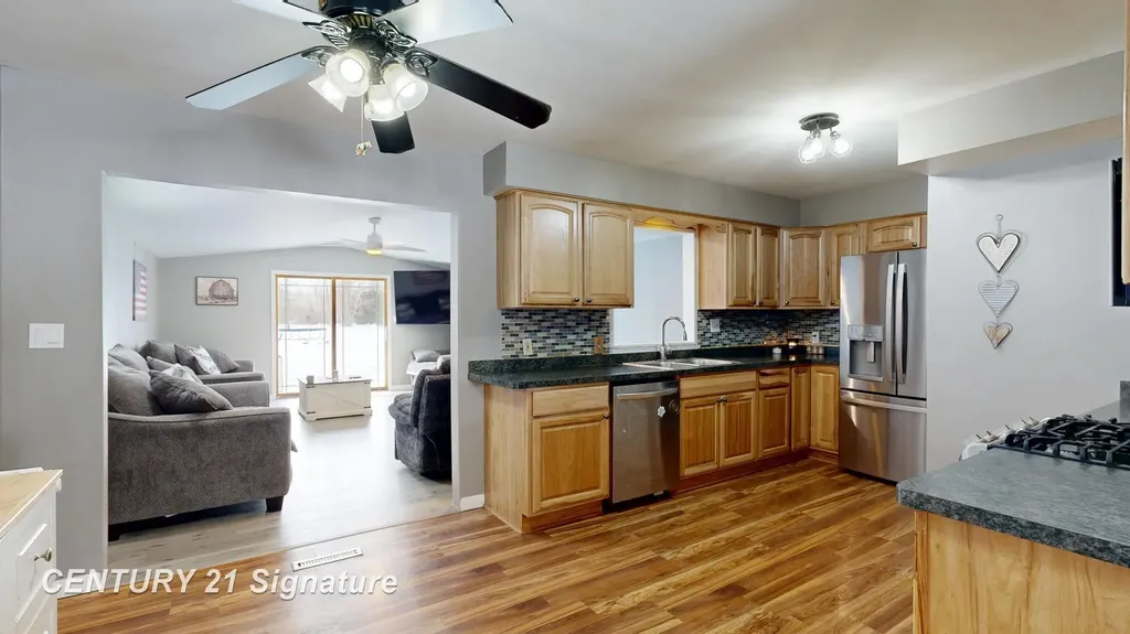 11345 Potter Road Clayton Charter Township MI 48433