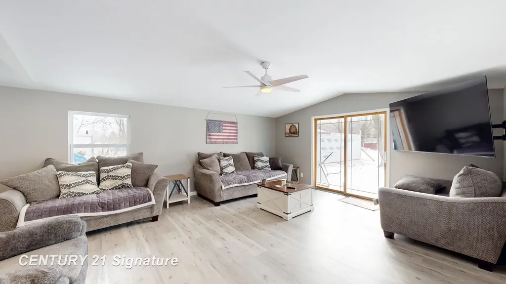 11345 Potter Road Clayton Charter Township MI 48433