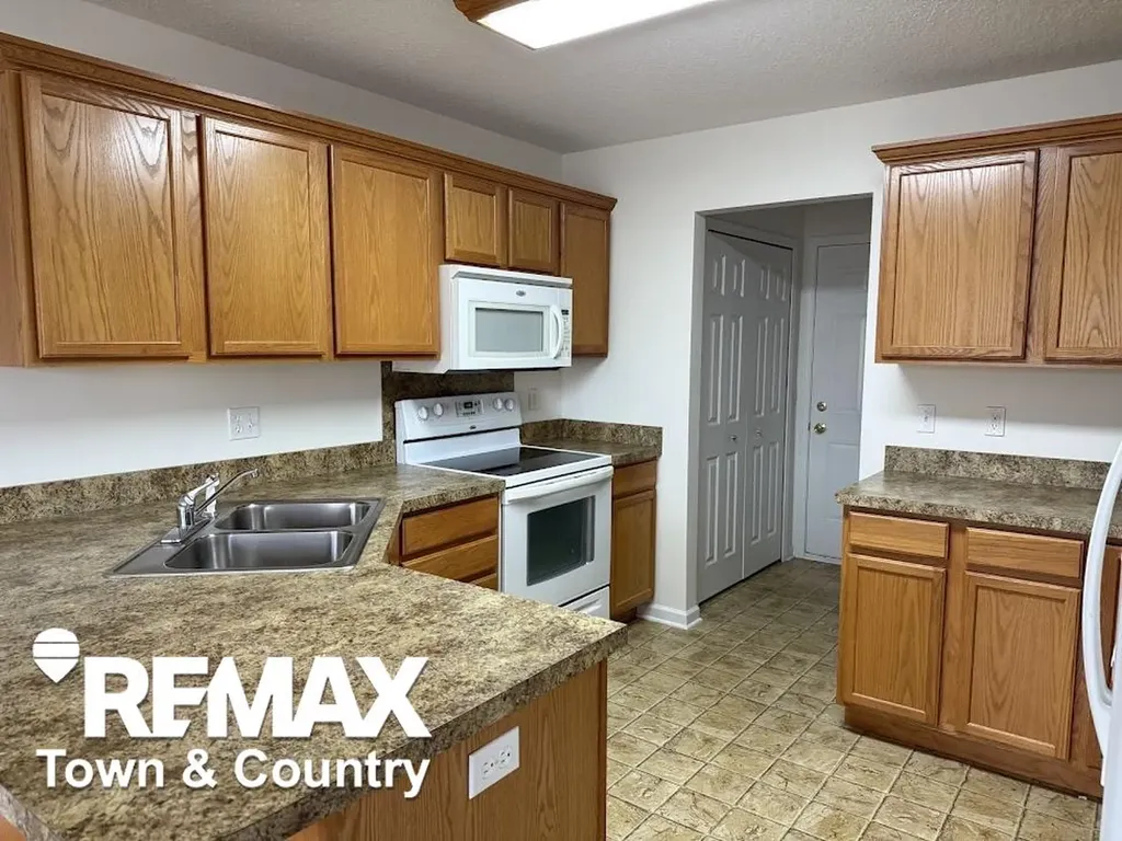 12078 Innsbruck Lane Vienna Charter Township MI 48420
