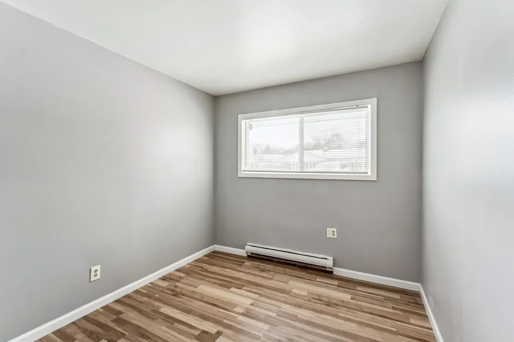 3817 Lippincott Apt 17 Boulevard Flint City MI 48507