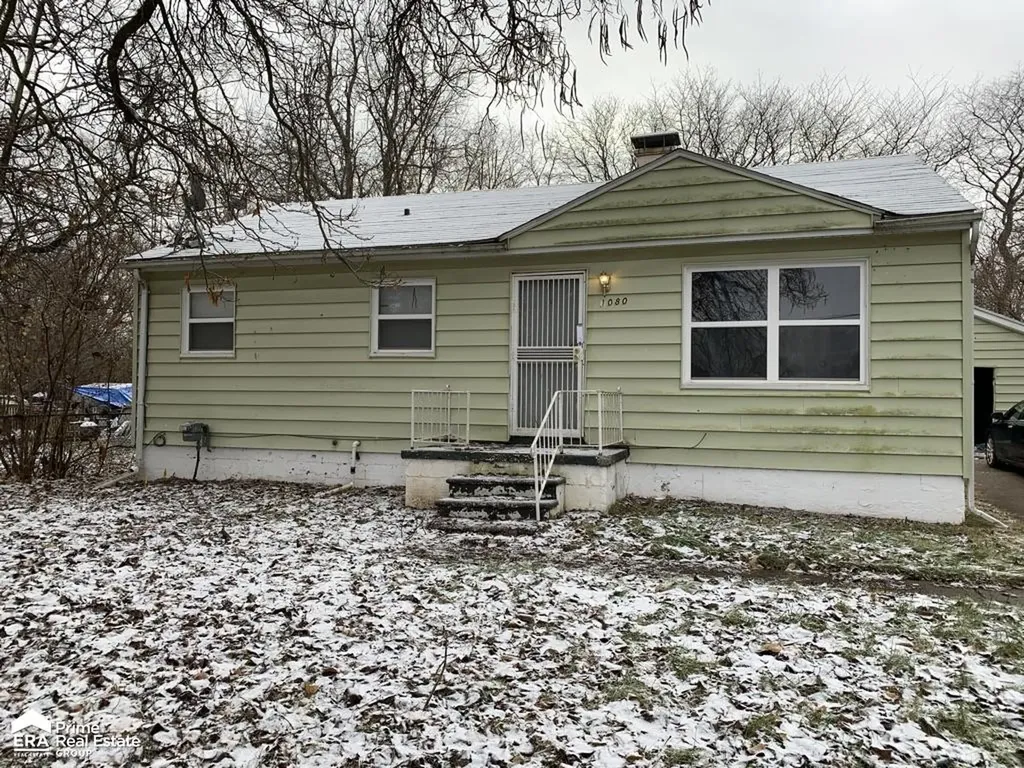 1080 E Cornell Avenue Genesee Charter Township MI 48505