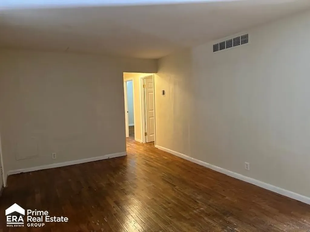 1080 E Cornell Avenue Genesee Charter Township MI 48505