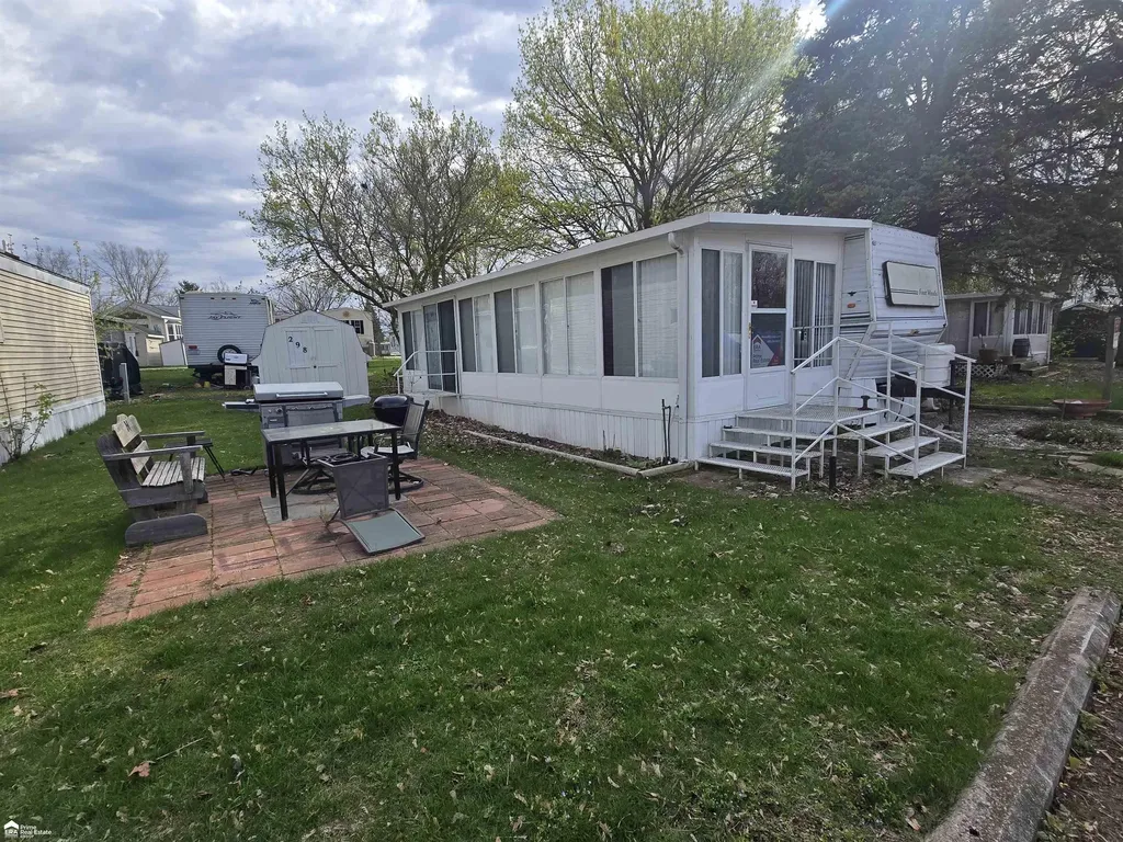 10001 E Goodall Road Durand City MI 48429