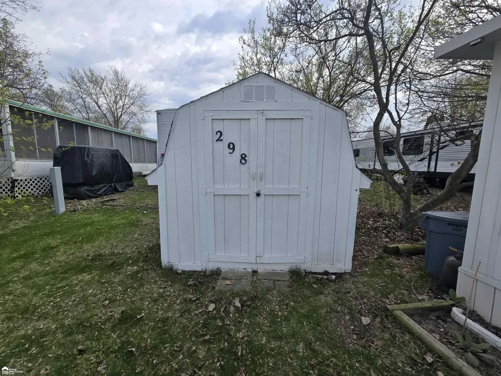 10001 E Goodall Road Durand City MI 48429