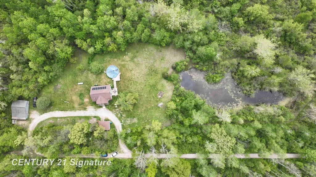 150 E Winegars Road Hay Township MI 48624
