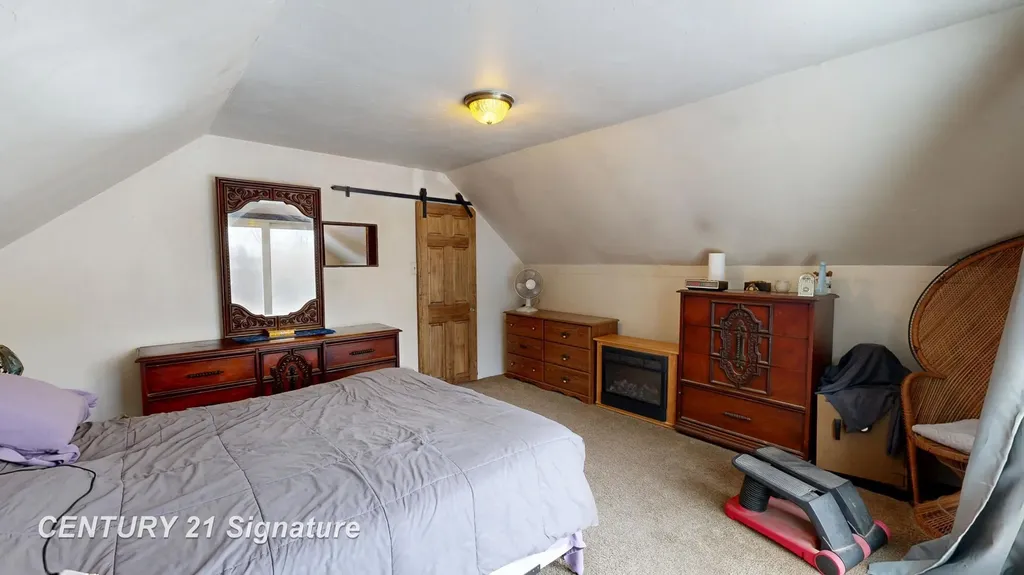 150 E Winegars Road Hay Township MI 48624