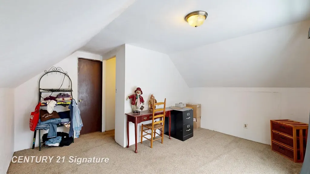 150 E Winegars Road Hay Township MI 48624