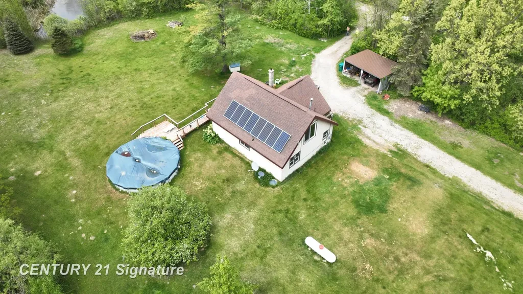 150 E Winegars Road Hay Township MI 48624