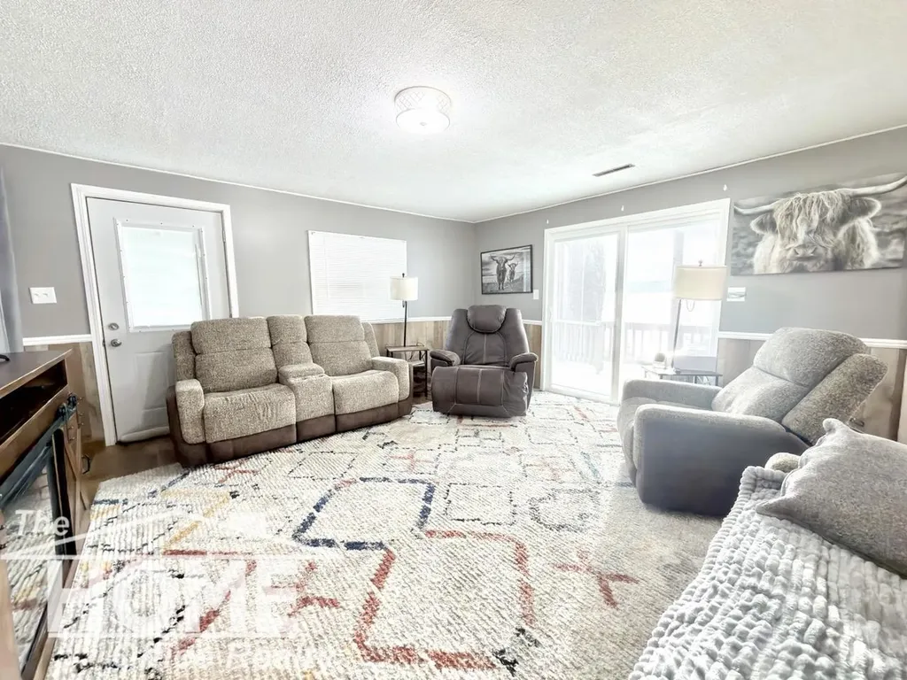 2032 Howard Point Drive Castleton Township MI 49073