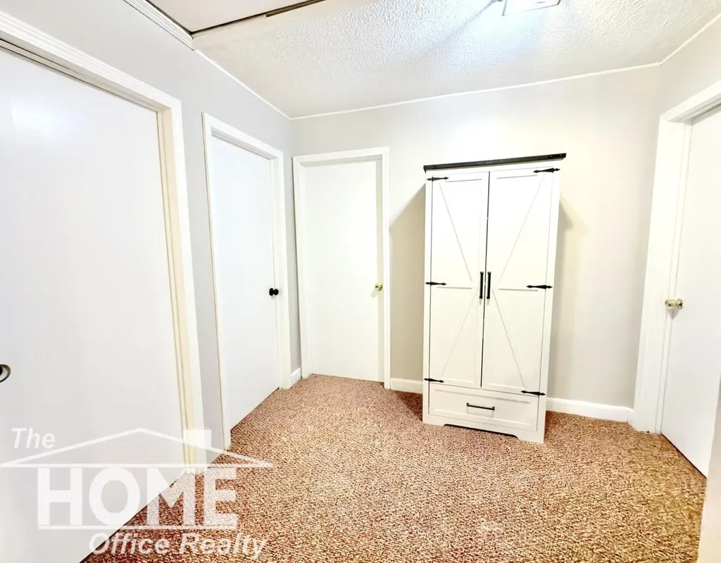 2032 Howard Point Drive Castleton Township MI 49073